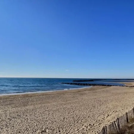 A 150m De La - Coquet Pour 4 Per * Vias
